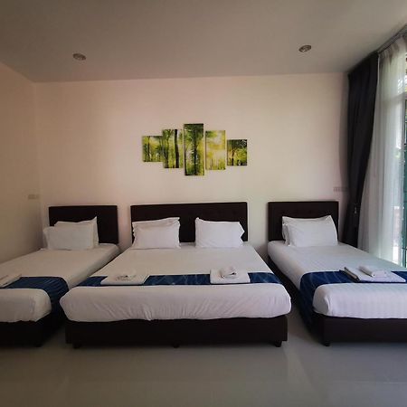 บุญเมืองน่าน Hotel Екстериор снимка